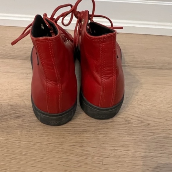 Gucci red leather high tops - Picture 3 of 11